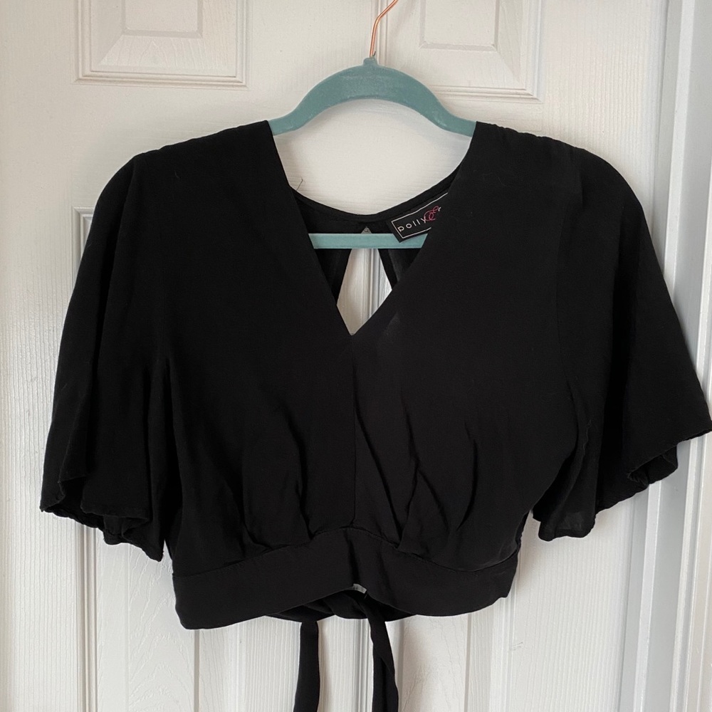- Black cropped tie shirt
